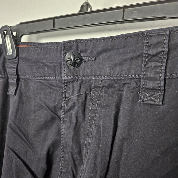 Rock Revival Men's 40 24" Inseam Black Classic Cargo Shorts Metallic Gold - Picture 4 of 7